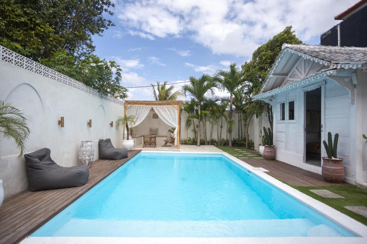 Gypsy Moon Bali Hostel Canggu  Exterior photo